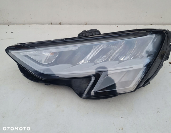 AUDI A3 8Y0 LAMPA REFLEKTOR LED LEWY EUROPA 8Y0941011