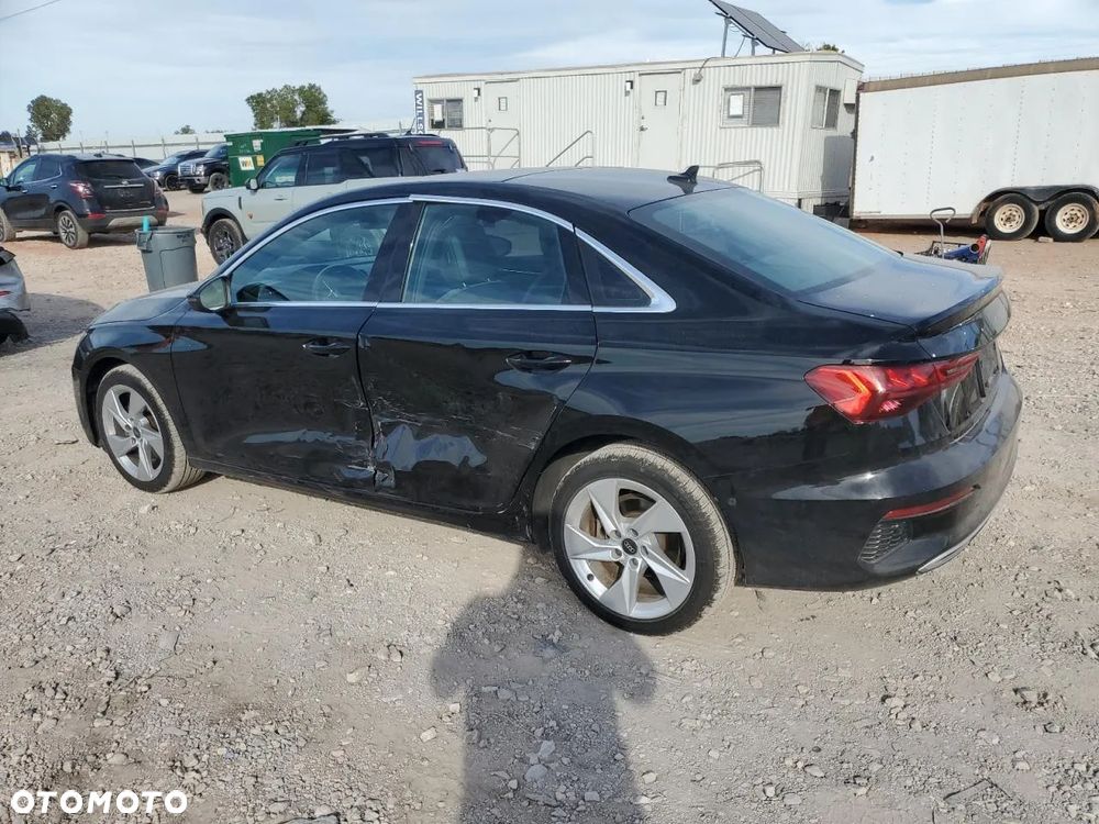 Audi A3 Limousine 40 TFSI quattro S tronic advanced - 4