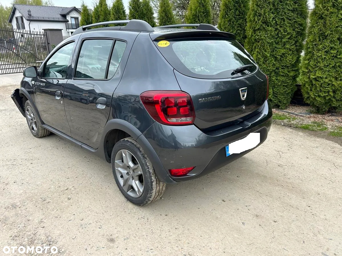 Dacia Sandero Stepway SCe 75 Essential - 3