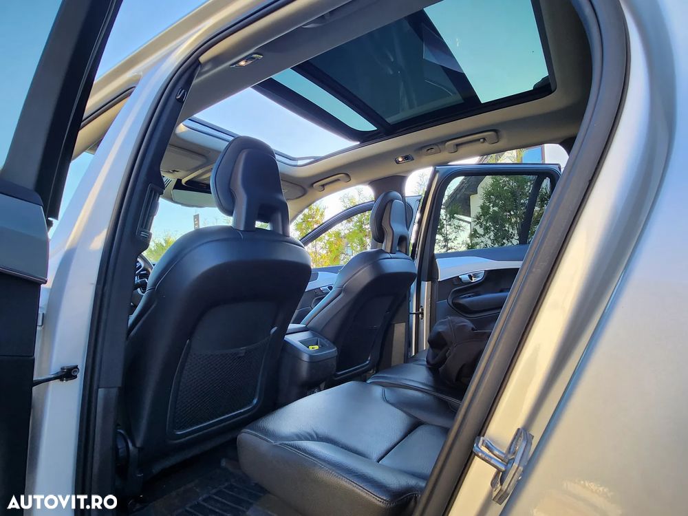 Volvo XC 90 - 12