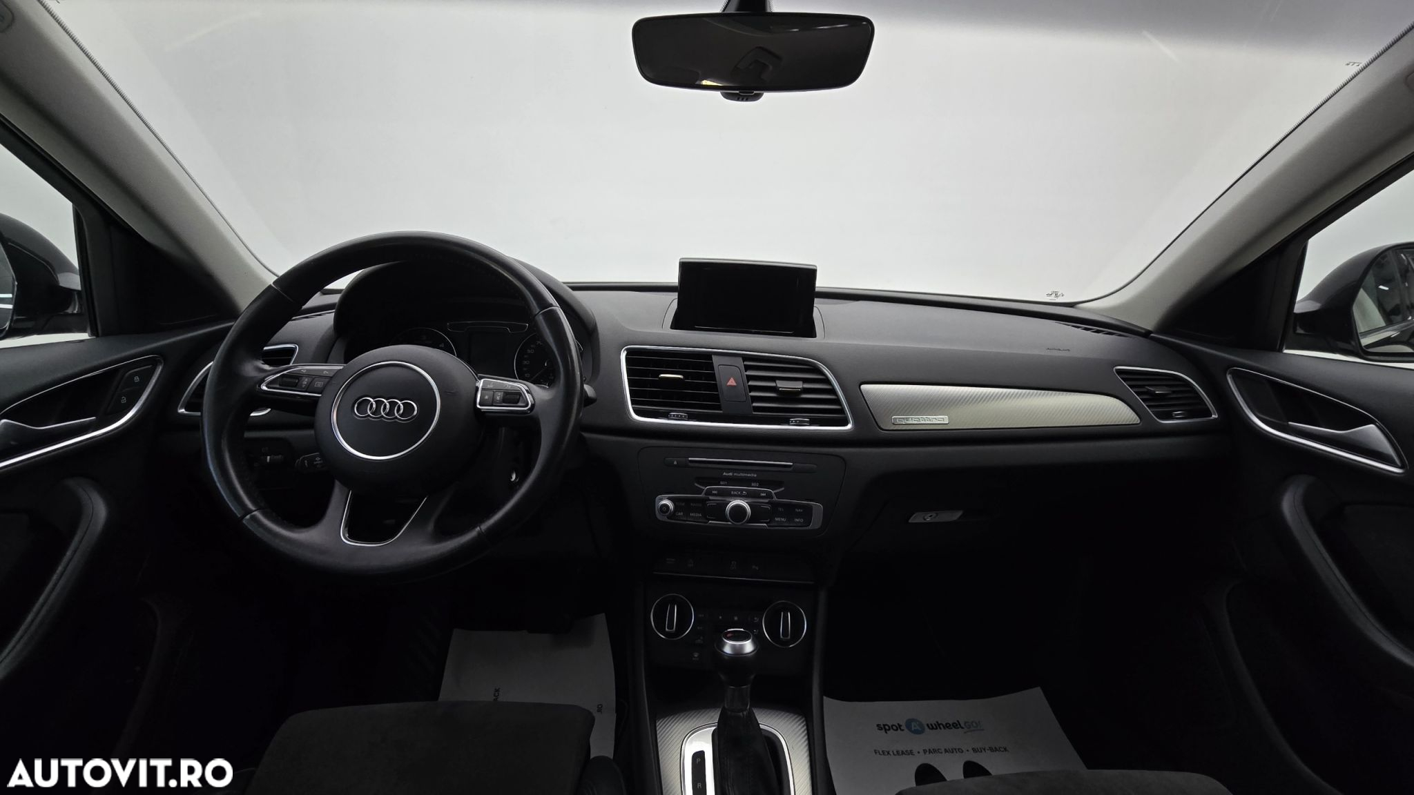 Audi Q3 2.0 TDI Quattro Stronic Design - 14
