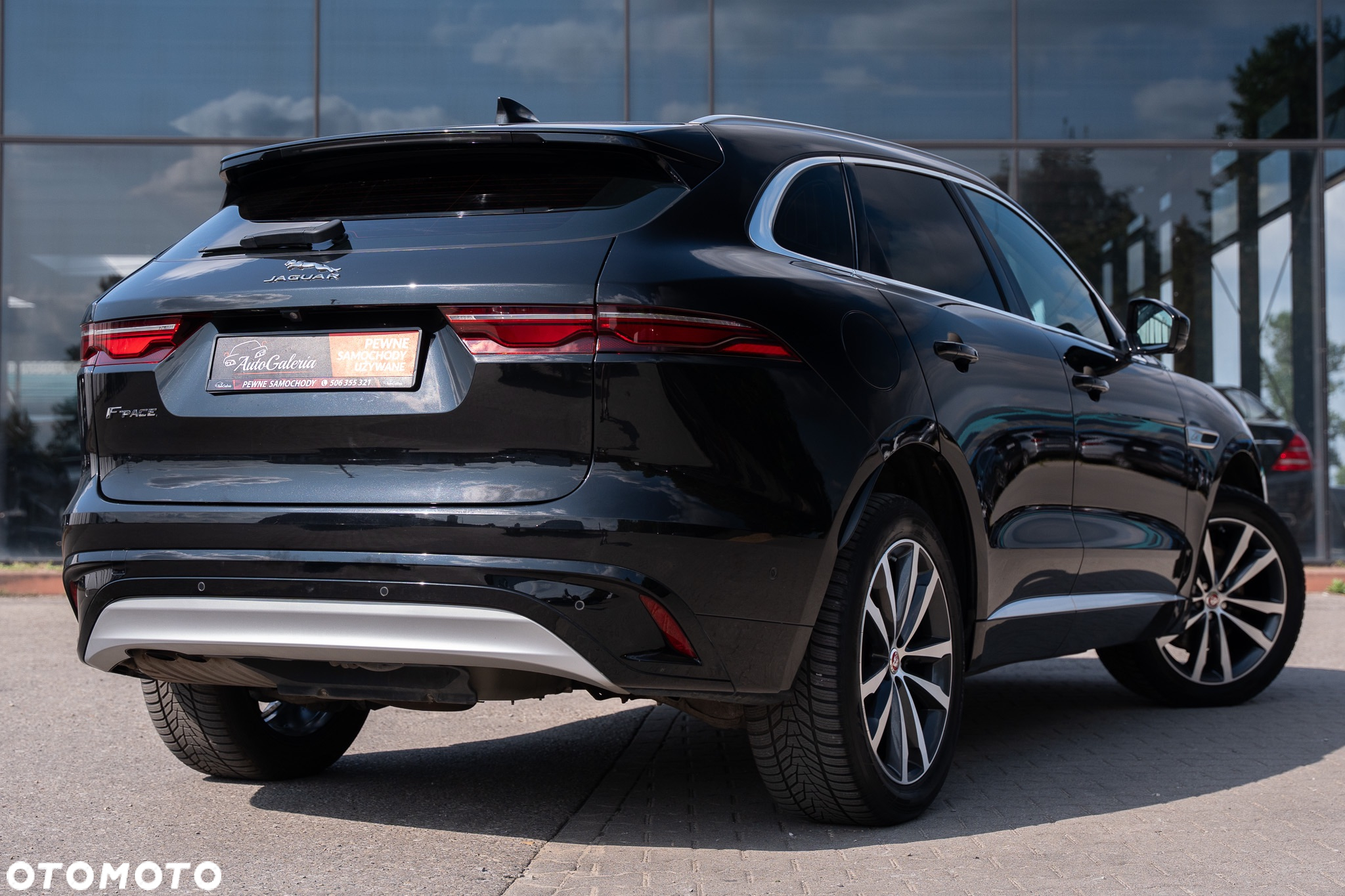 Jaguar F-Pace D200 AWD R-Dynamic HSE - 10