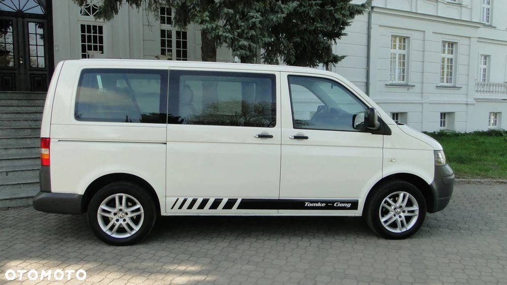 Volkswagen Transporter Caravelle Kurz (7.Si.) - 6