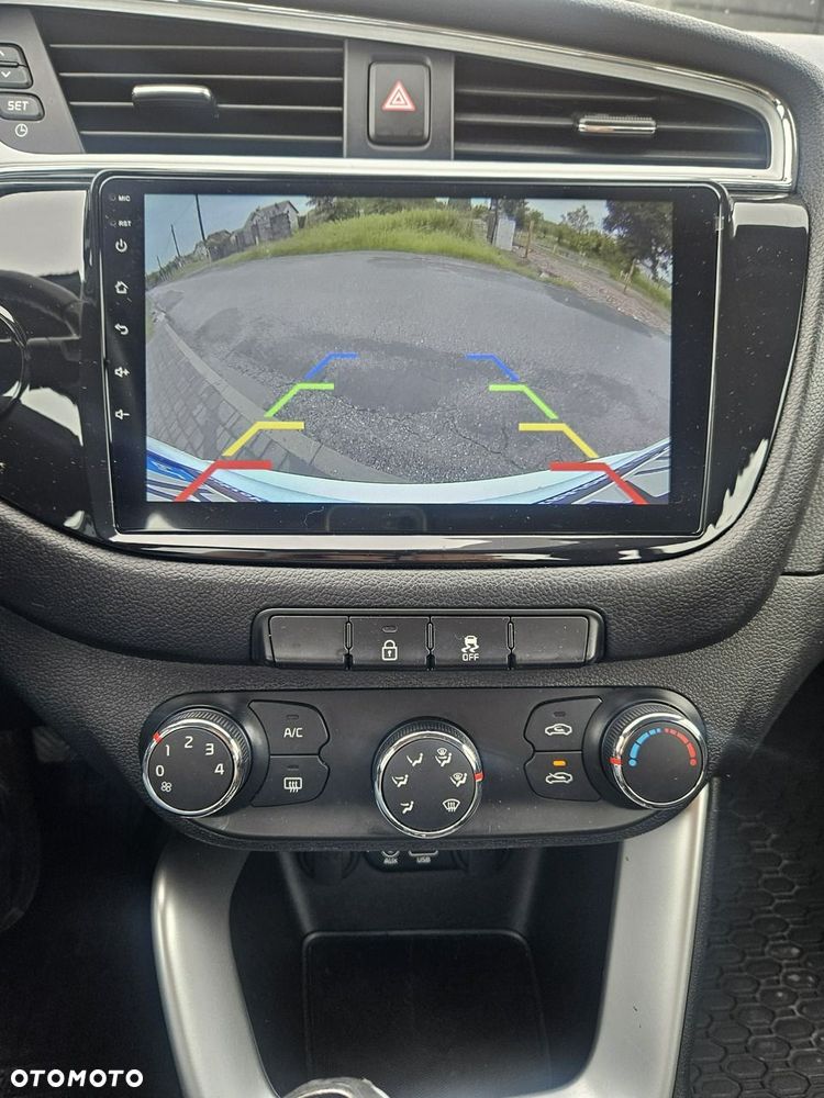 Kia Ceed - 7