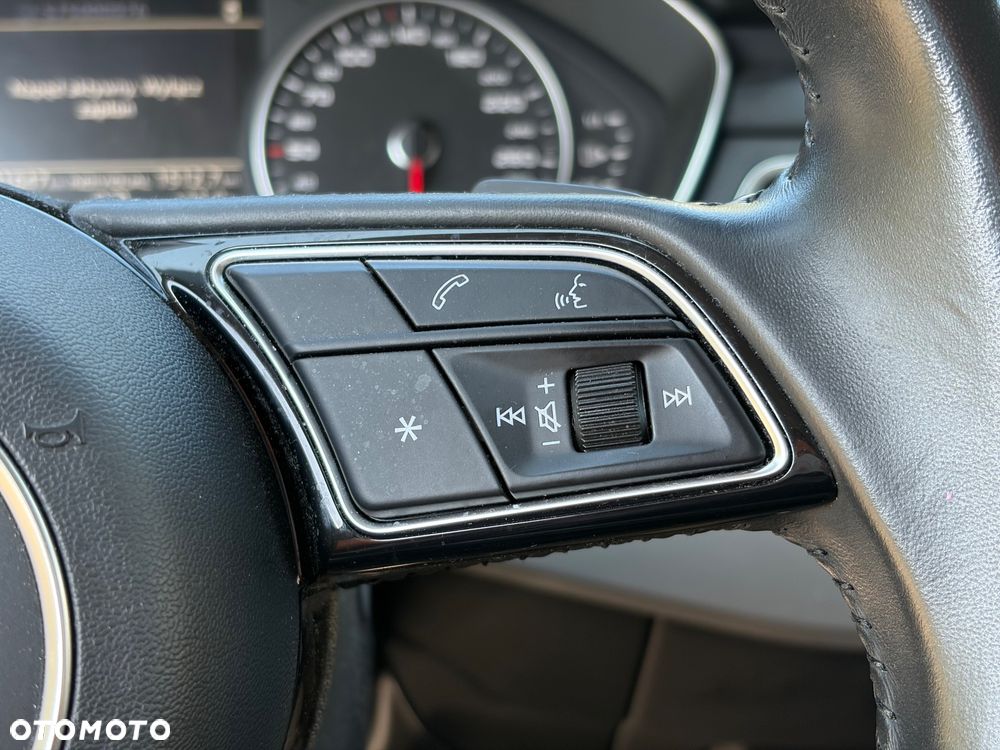 Audi A4 Avant 40 TFSI S tronic - 18