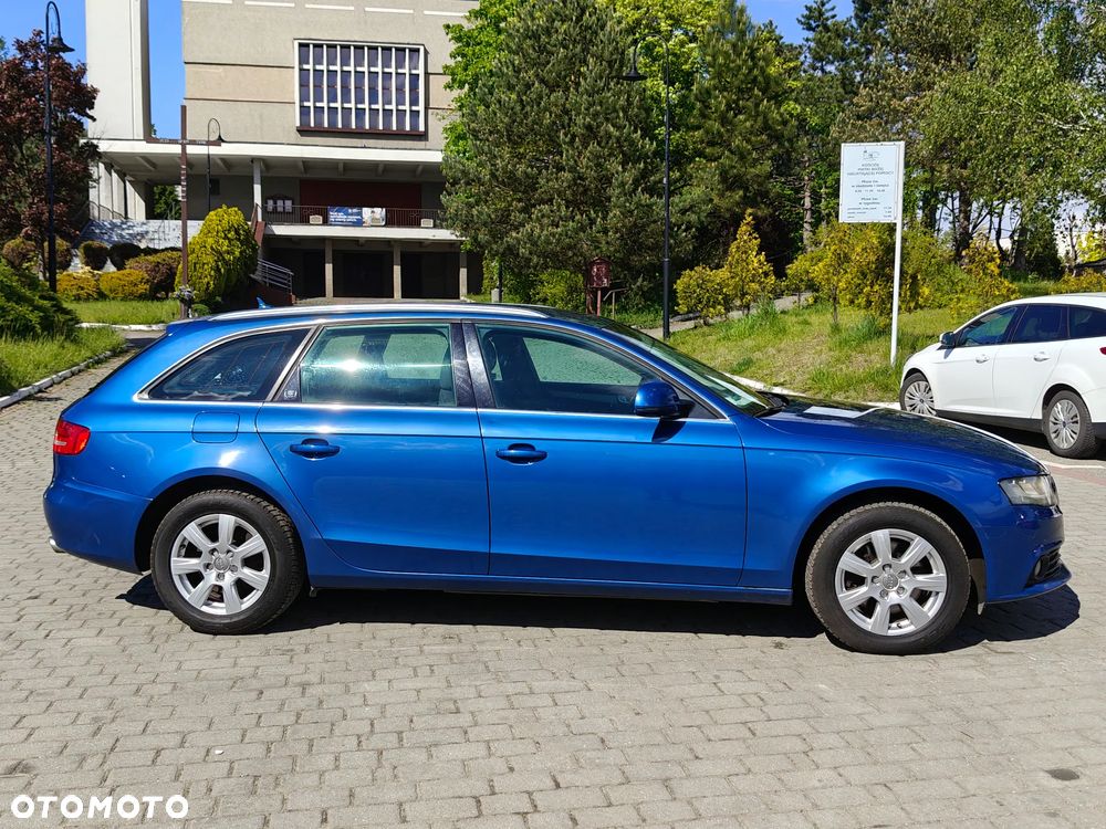 Audi A4 Avant 2.0 TFSI Attraction - 3
