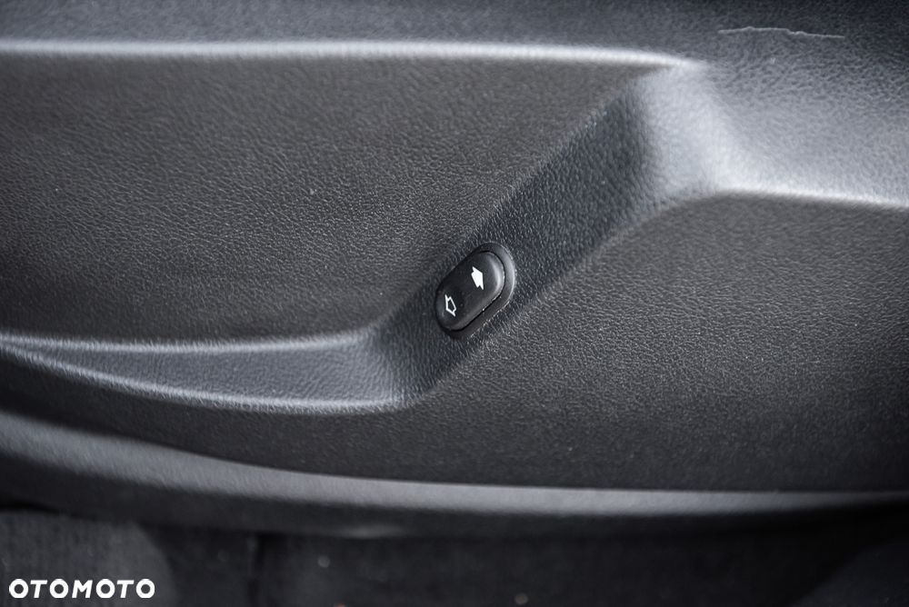 Ford S-Max 2.0 T Titanium - 26