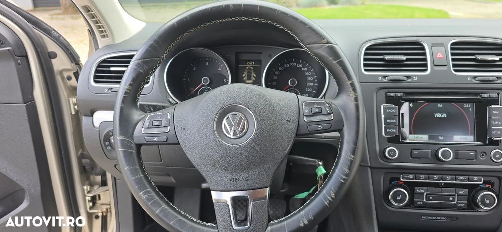 VOLKSWAGEN Golf 2013 — imagine 14