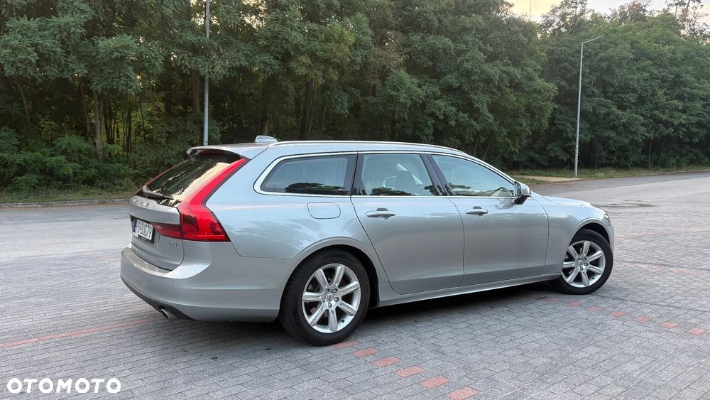 Volvo V90 D4 AWD Momentum - 5