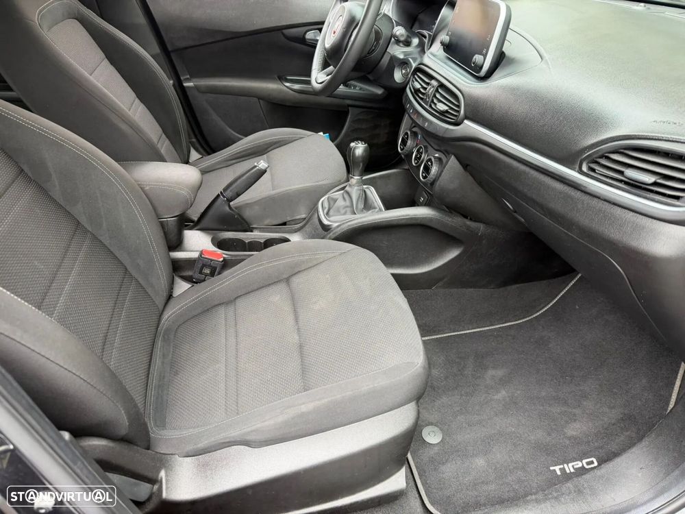 Fiat Tipo Station Wagon 1.3 Multijet City Life - 23