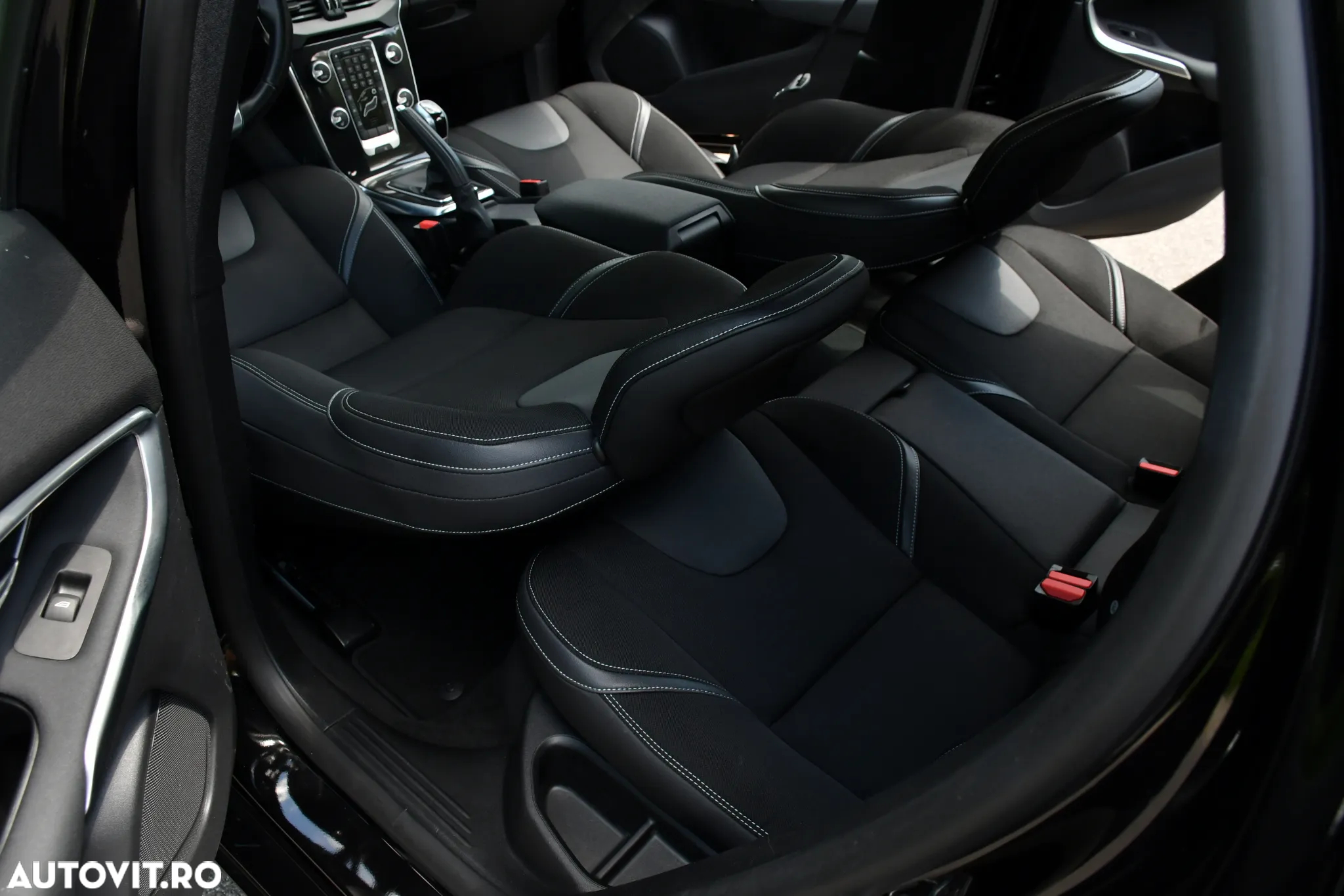 Volvo V40 T2 Summum - 21