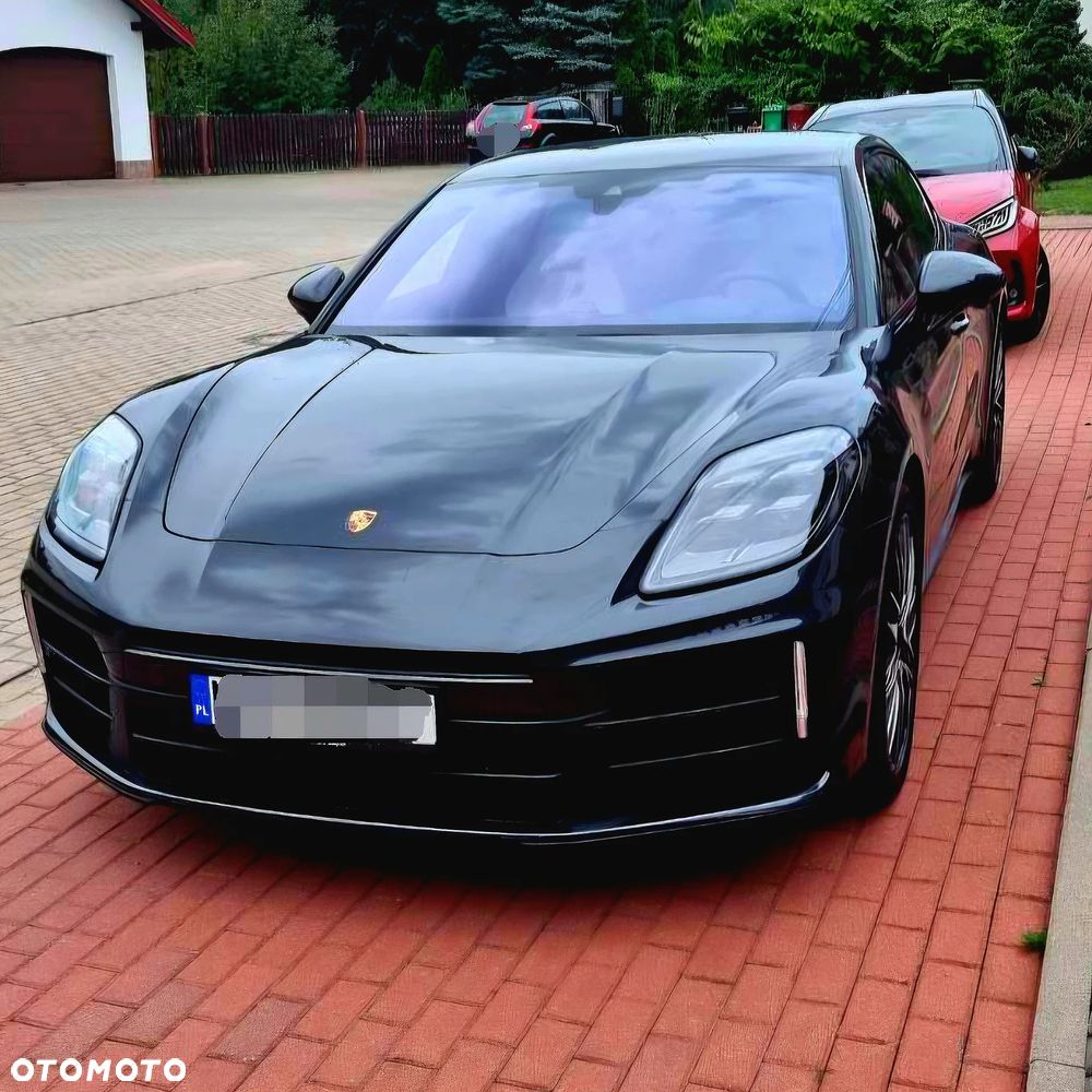 Porsche Panamera - 1