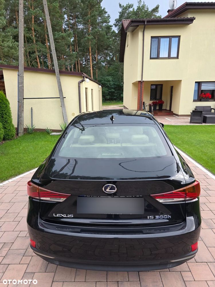 Lexus IS 300h F Sport EU6 - 5