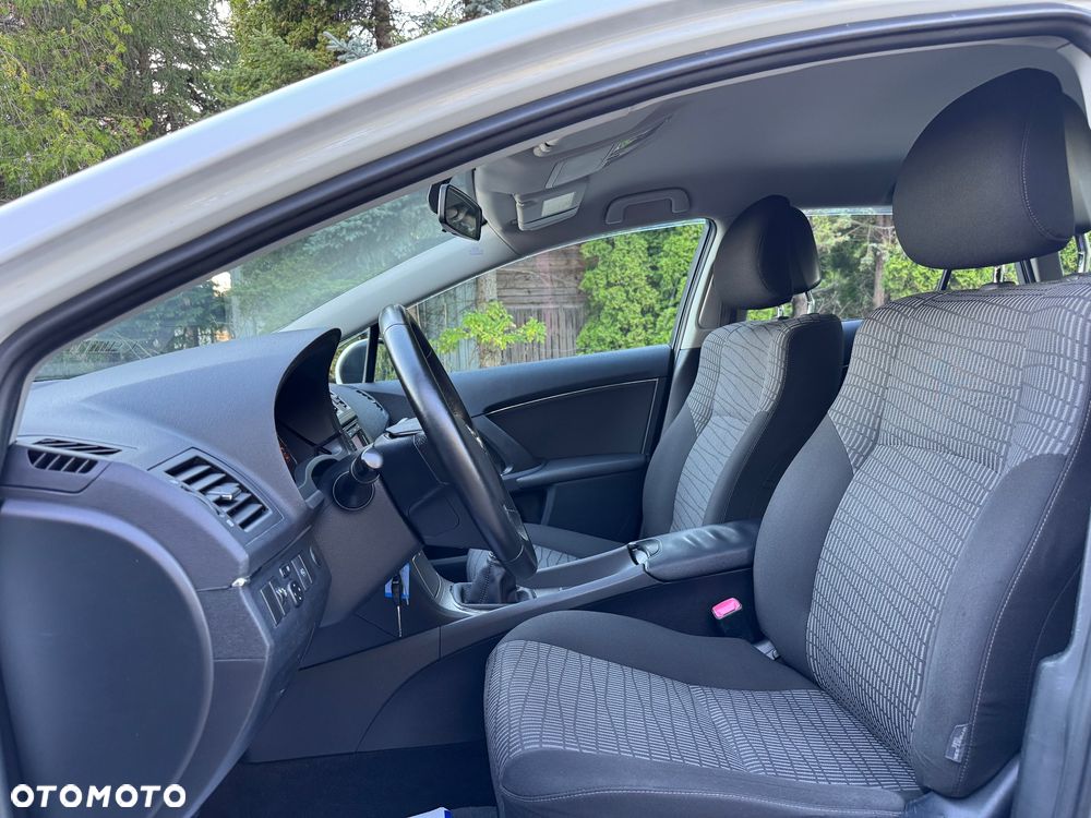 Toyota Avensis 2.0 D-4D Sol plus+NAVI - 13