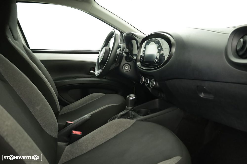 Toyota Aygo X - 19