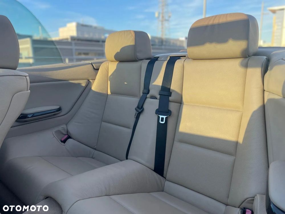 BMW Seria 3 330 Ci - 25
