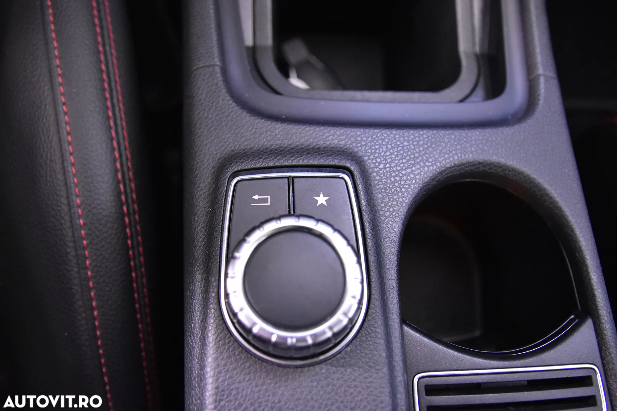 Mercedes-Benz CLA 180 7G-DCT AMG Line - 17