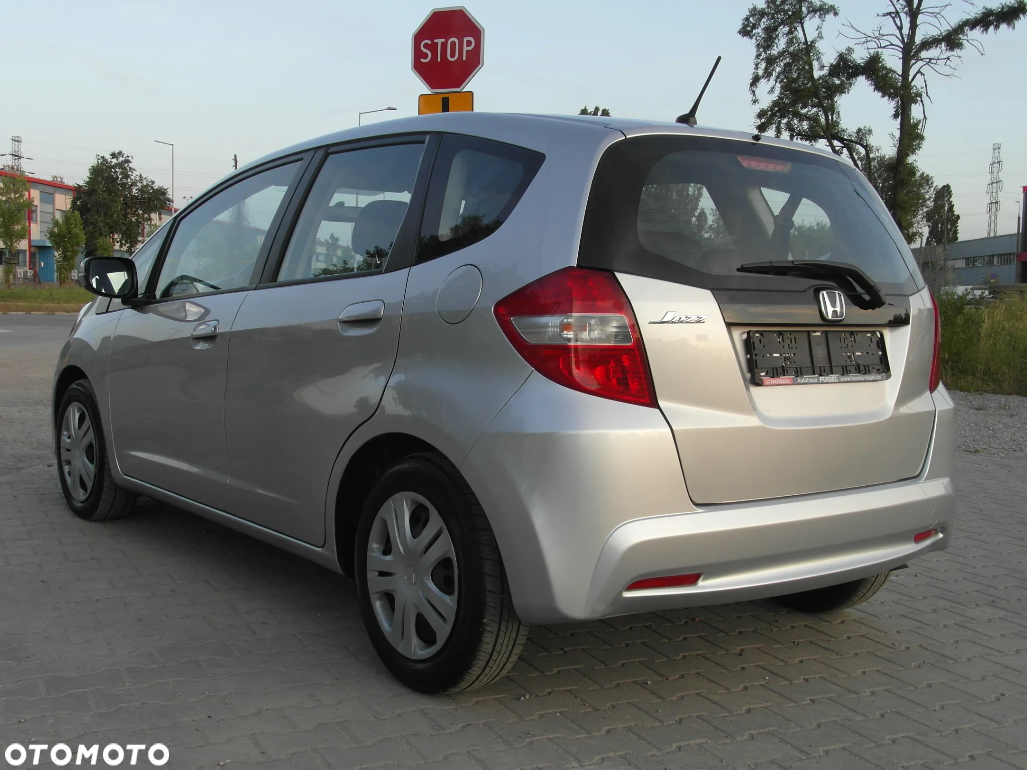 Honda Jazz 1.4 i-VTEC Trend - 4