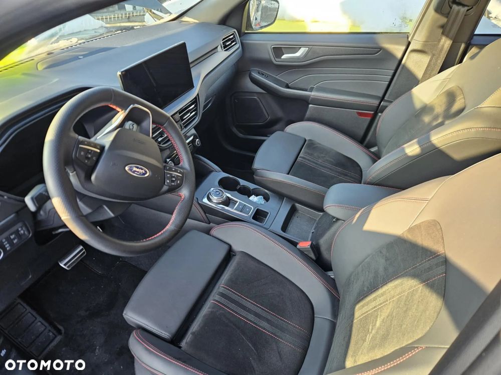 Ford Kuga 2.5 Duratec FHEV ST-LINE X - 12