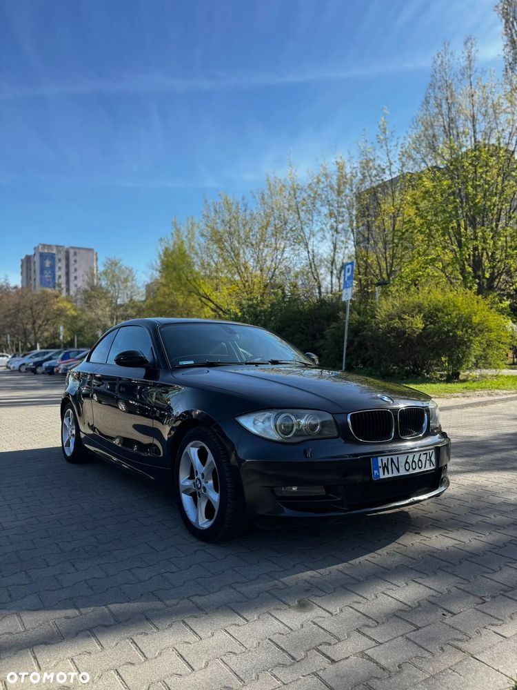 BMW Seria 1 120d DPF - 1