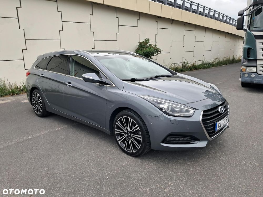 Hyundai i40 Kombi 2.0 Premium - 10