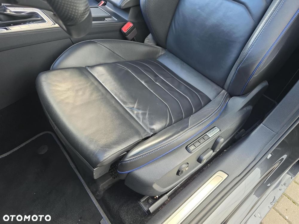 Volkswagen Arteon 2.0 TSI 4Motion R DSG - 15