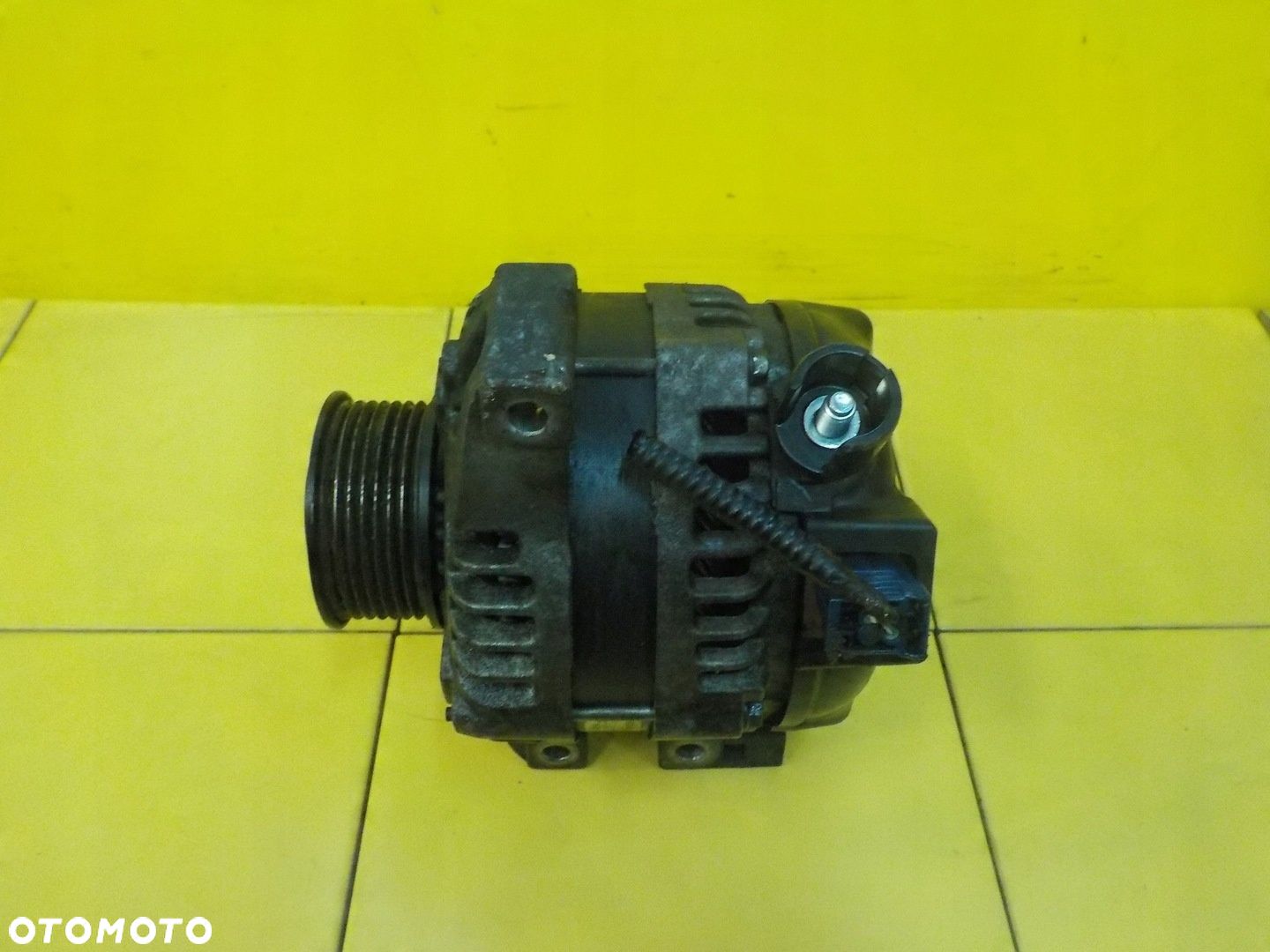 CR-V III 2.2 ICTDI 12r 150KM N22B3 alternator 104210-1140 - 1