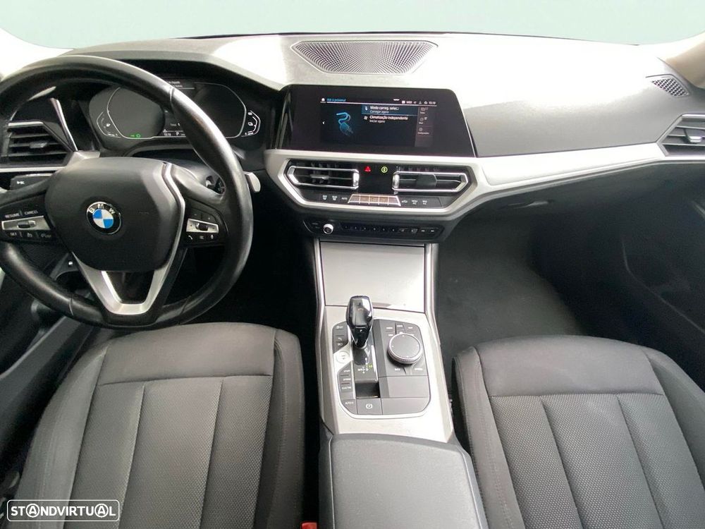 BMW 330 e Corporate Edition Auto - 15