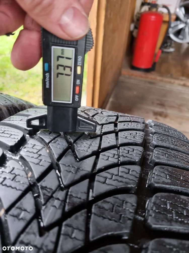 Opony Dunlop Winter sport 4D AO 225/50R17 98H 2024r 4x7,2mm super stan - 8