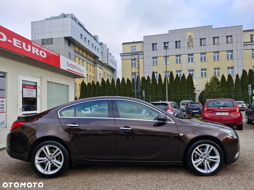 Opel Insignia 2.0 Turbo 4x4 Cosmo - 6