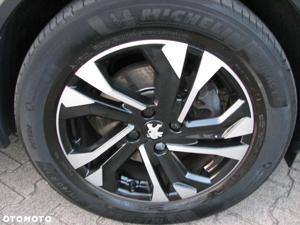 Peugeot 2008 BlueHDi 130 EAT8 Allure - 34