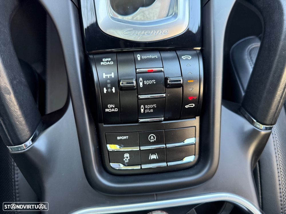 Porsche Cayenne S Tiptronic S - 35