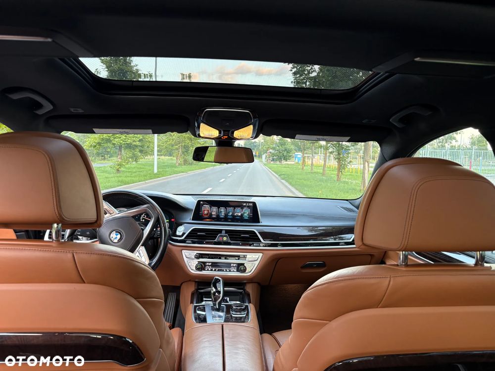 BMW Seria 7 740Li - 15