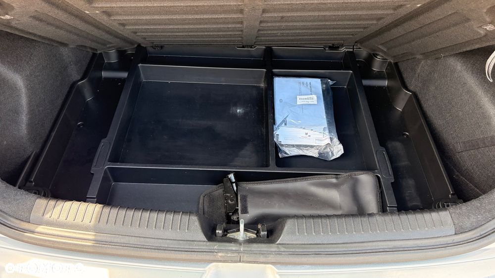 Kia Ceed 1.6 CRDi 136 ISG Platinum Edition - 20