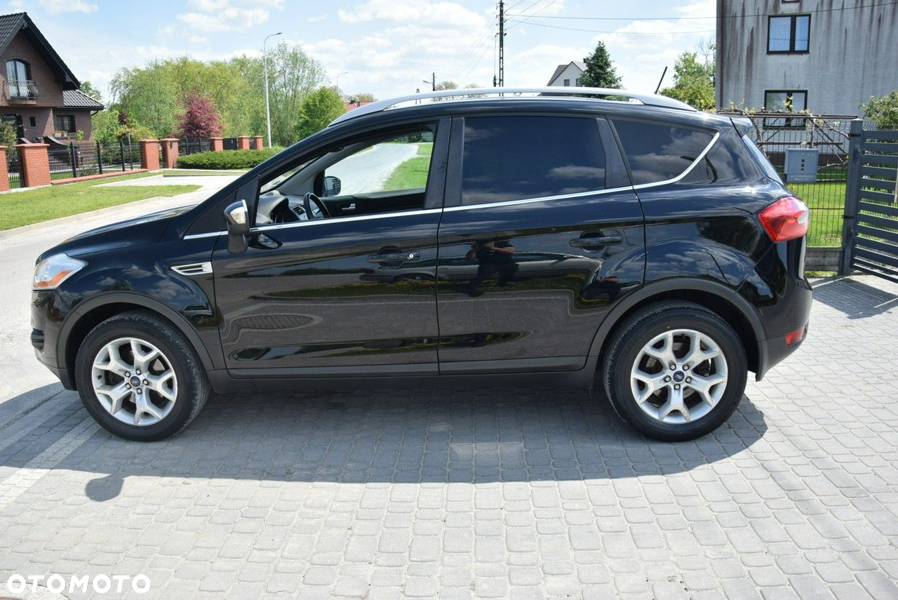 Ford Kuga 2.0 TDCi 2x4 Titanium - 11