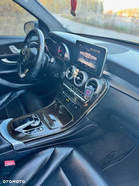 Mercedes-Benz GLC - 35