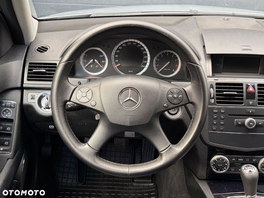 Mercedes-Benz Klasa C - 30