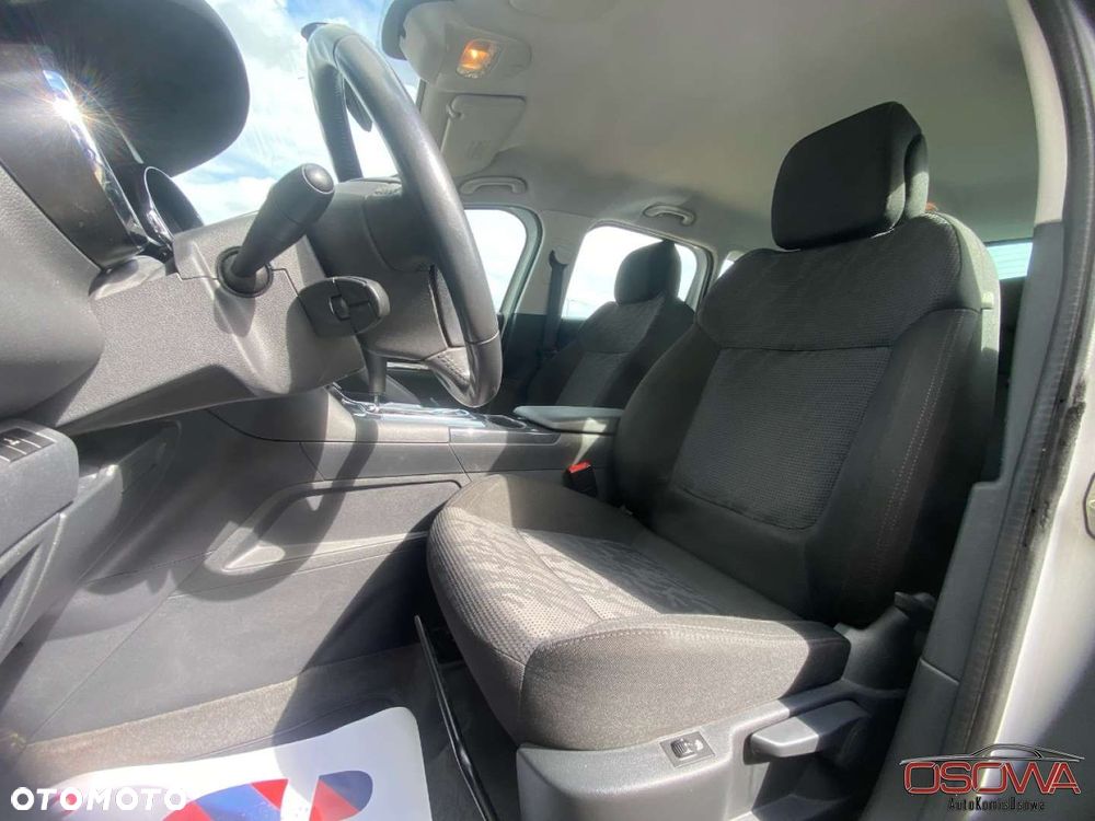Peugeot 3008 155 THP Automatik Active - 17