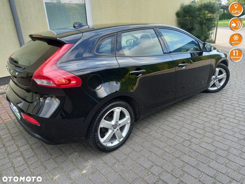 Volvo V40 D2 Kinetic - 1