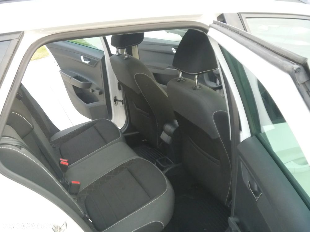 Skoda Fabia 1.0 TSI Ambition - 24