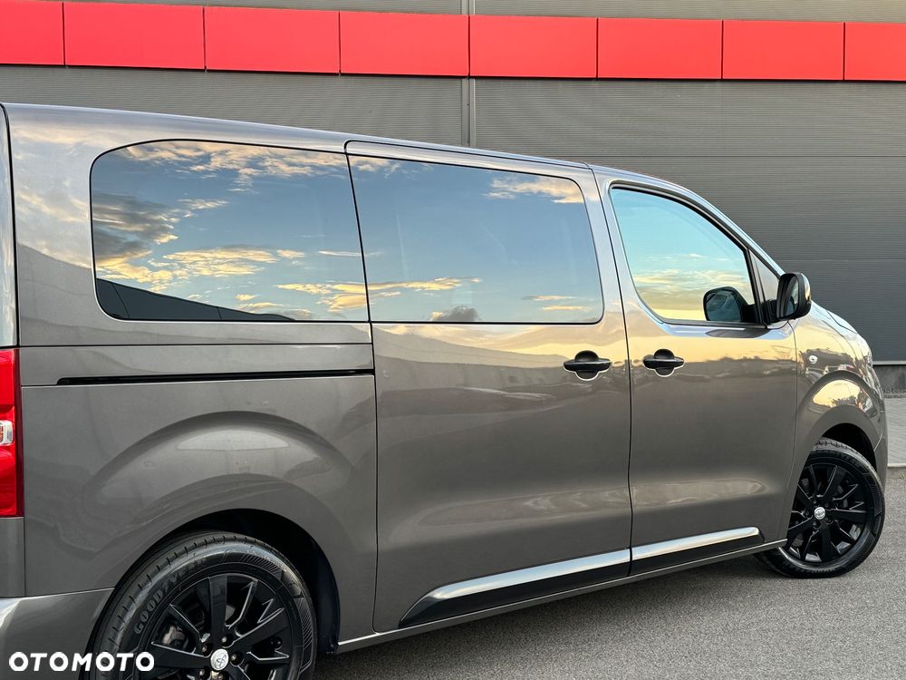 Toyota Proace Verso 2.0 D4-D Medium VIP - 22