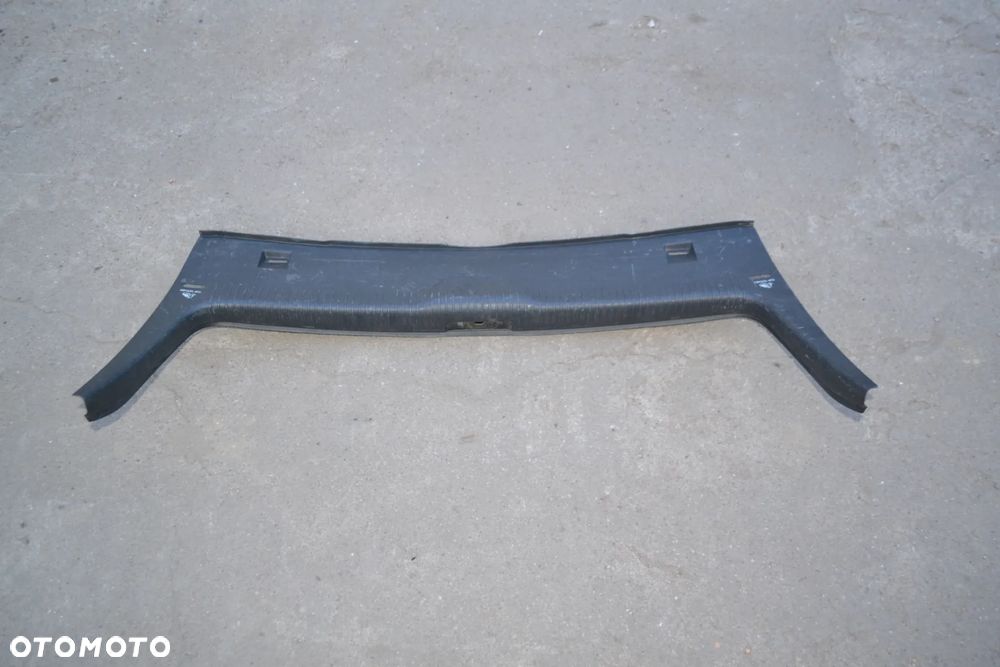 VW GOLF V VI HB OSŁONA PASA TYLNEGO BAGAŻNIKA 1K6863459L - 2