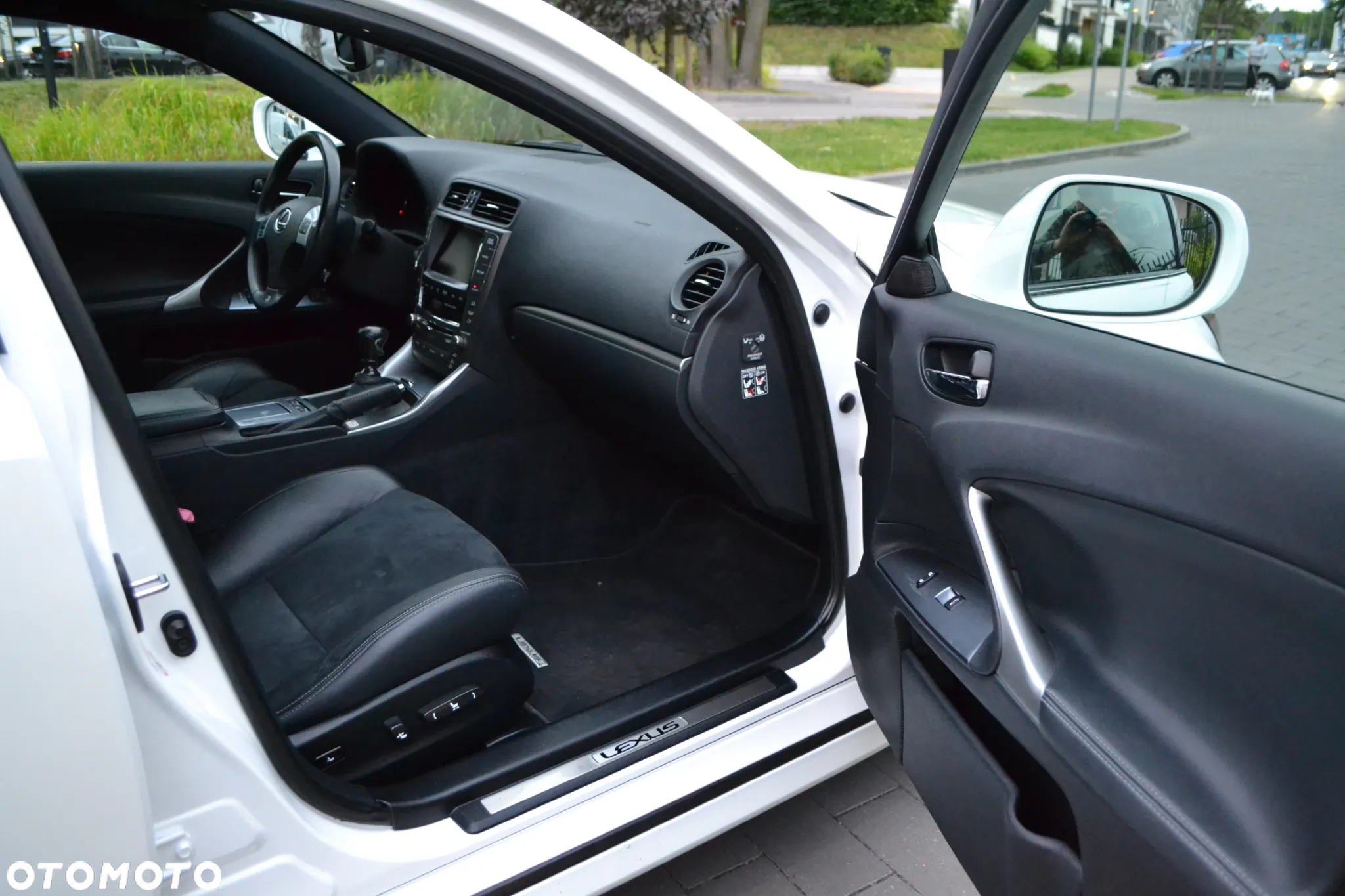 Lexus IS 220 D F Sport - 28
