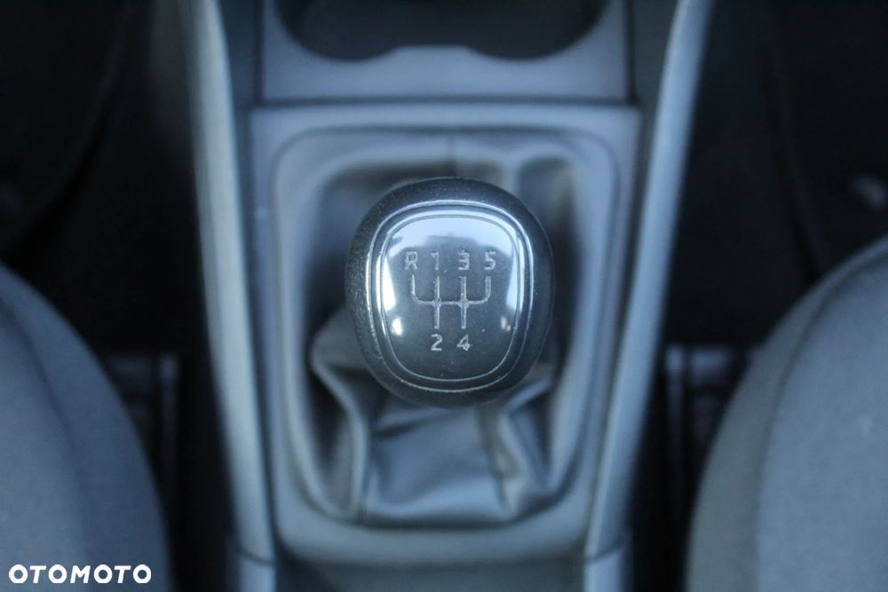 Skoda RAPID 1.6 TDI DPF Active - 19