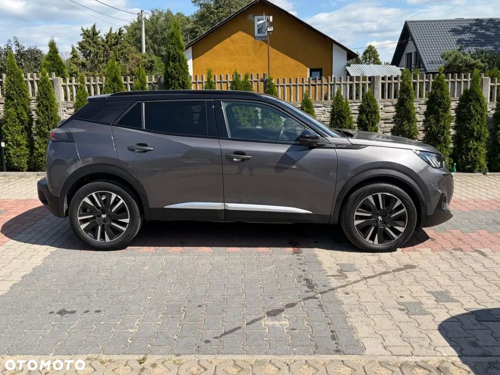 Peugeot 2008 PureTech 155 EAT8 GT - 11