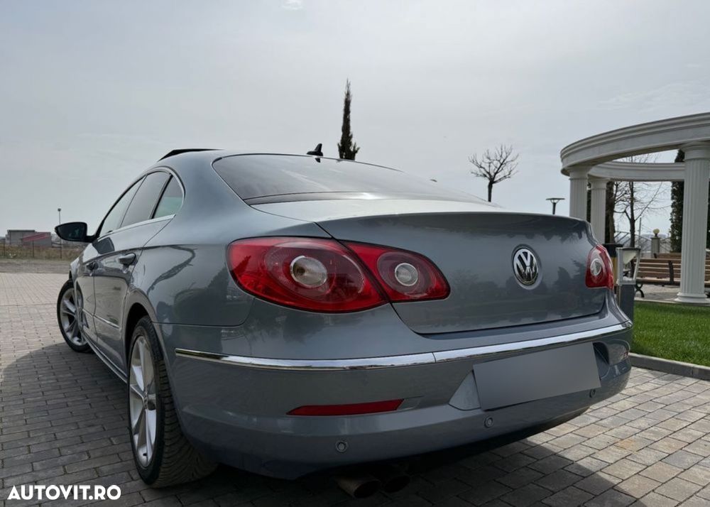 Volkswagen Passat CC 2.0 TDI DSG Exclusive - 2