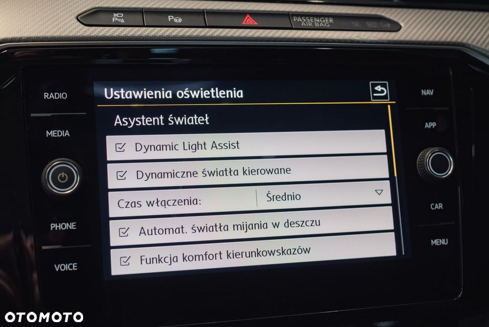 Volkswagen Arteon 2.0 TDI Bi-Turbo SCR 4Mot R-Line DSG - 24