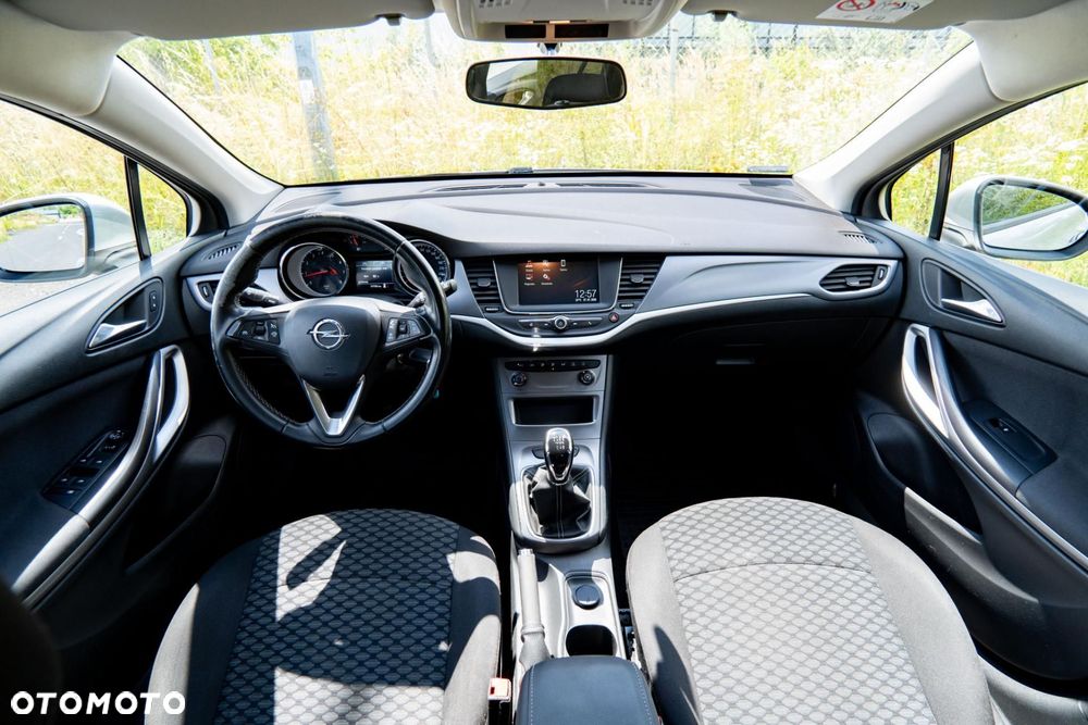 Opel Astra - 11