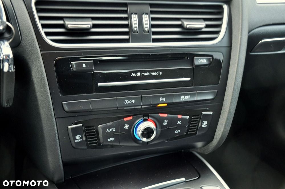 Audi A4 Avant - 32