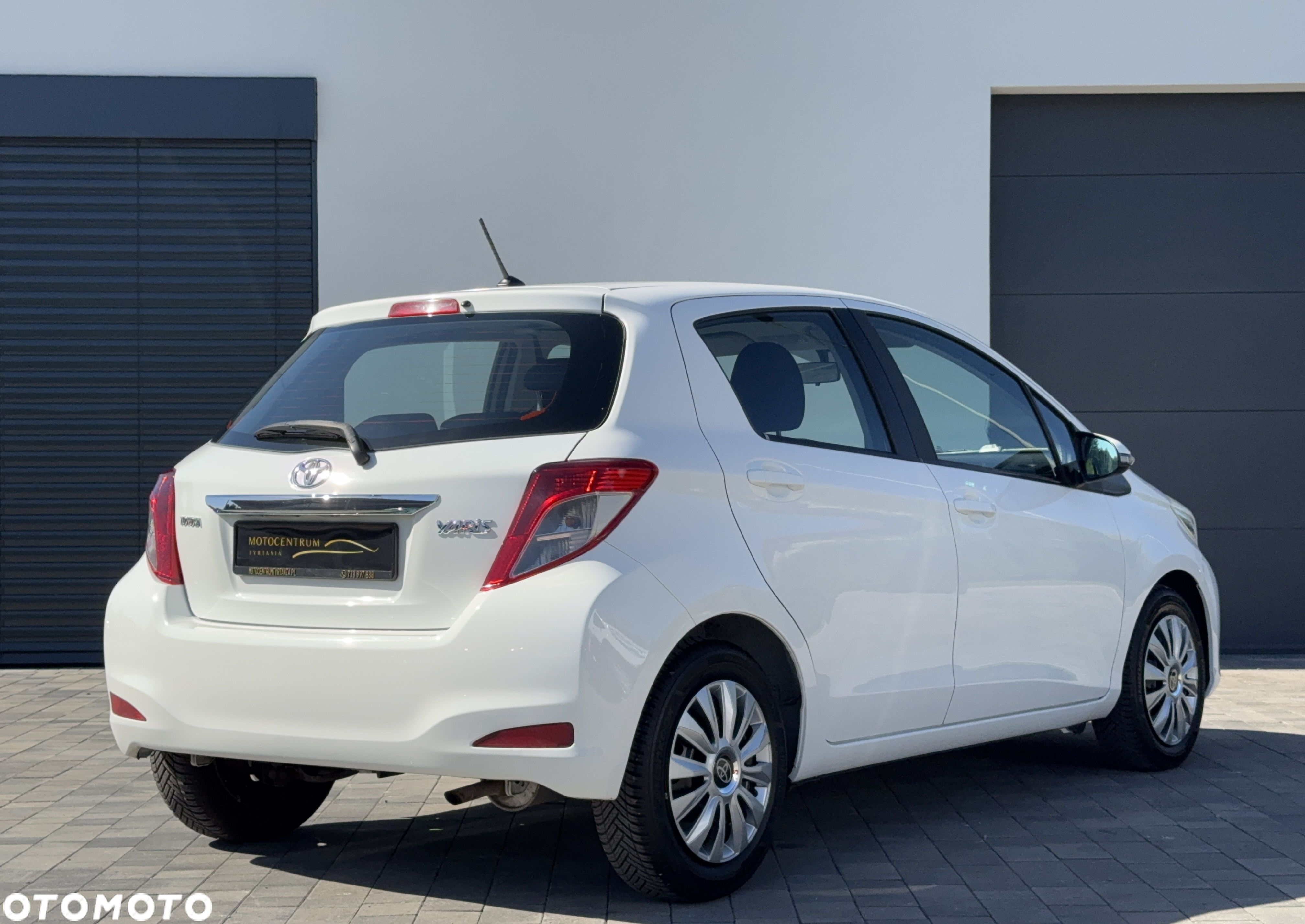 Toyota Yaris 1.0 VVT-i Cool - 5